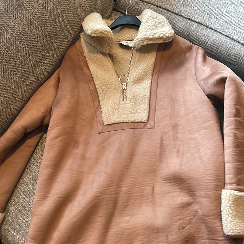 Generous sized Tuckernuck Stella jacket pull over size S oversized A+++